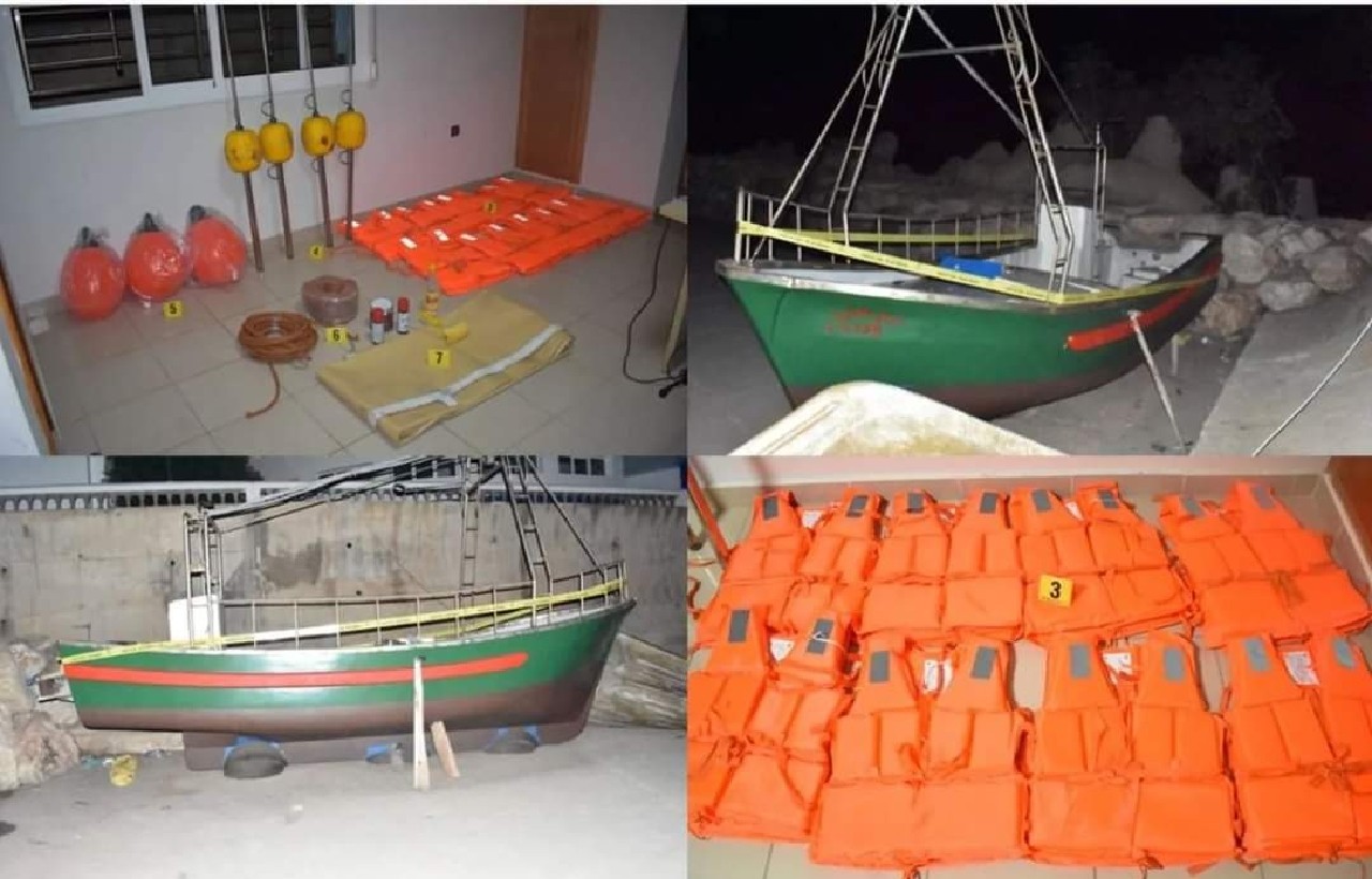 إيقاف شخصين  وحجز قارب للصيد التقليدي بالحسيمة إيقاف شخصين  وحجز قارب للصيد التقليدي بالحسيمة