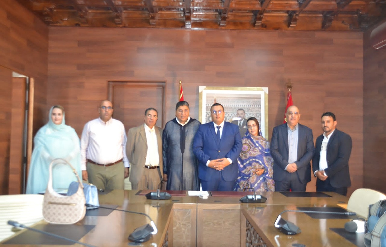 الاخ منصور لمباركي رئيسا لمجلس مجموعة الجماعات الترابية العيون الساقية الحمراء الاخ منصور لمباركي رئيسا لمجلس مجموعة الجماعات الترابية العيون الساقية الحمراء