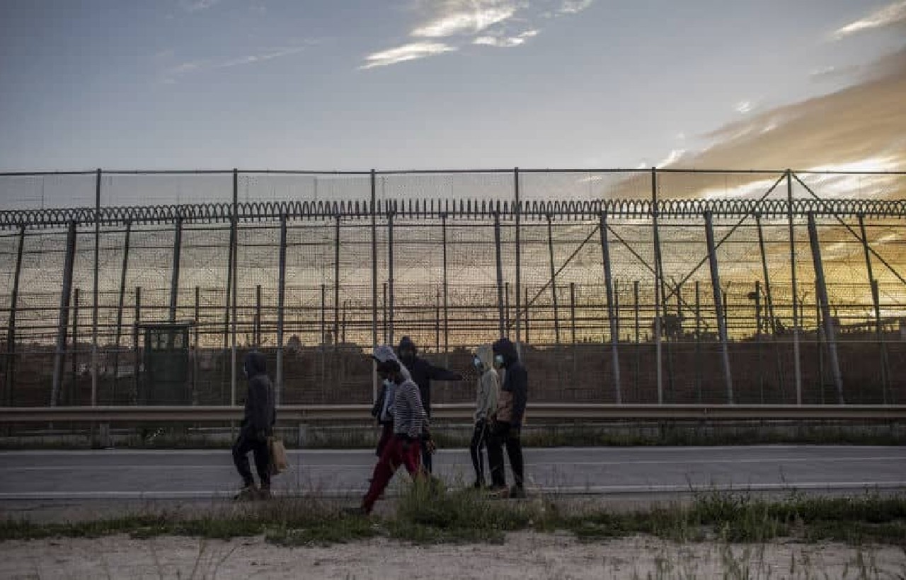 الصحف الإسبانية تحشد أقلامها ضد المغرب بسبب مطالبه المشروعة الصحف الإسبانية تحشد أقلامها ضد المغرب بسبب مطالبه المشروعة