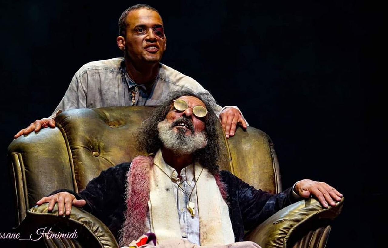 مسرحية "الجايحة 19" لمحمد فركاني ومدرسة العبث مسرحية "الجايحة 19" لمحمد فركاني ومدرسة العبث