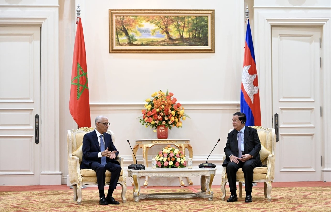مباحثات دبلوماسية ثنائية بين المملكتين المغربية والكامبودية