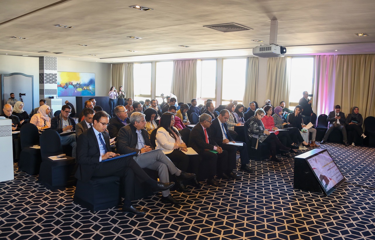 فاعلون يؤكدون استهداف المغرب بالأخبار الزائفة ويقترحون سبل مواجهتها فاعلون يؤكدون استهداف المغرب بالأخبار الزائفة ويقترحون سبل مواجهتها