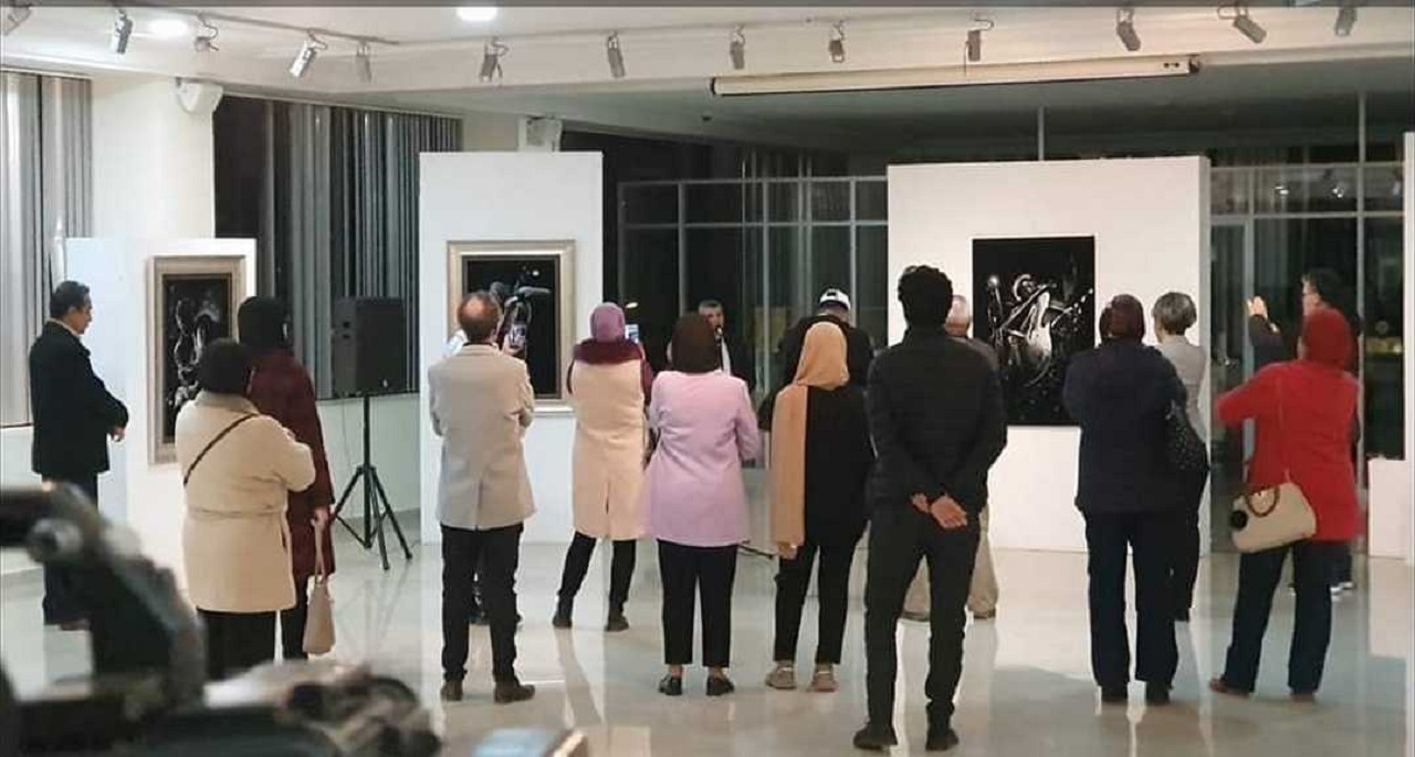 المديرية الجهوية للثقافة بوجدة تنظم معرضا تشكيليا للفنان عبد القادر بلبشير بعنوان: "موسيقى الألوان وحي الإبداع"