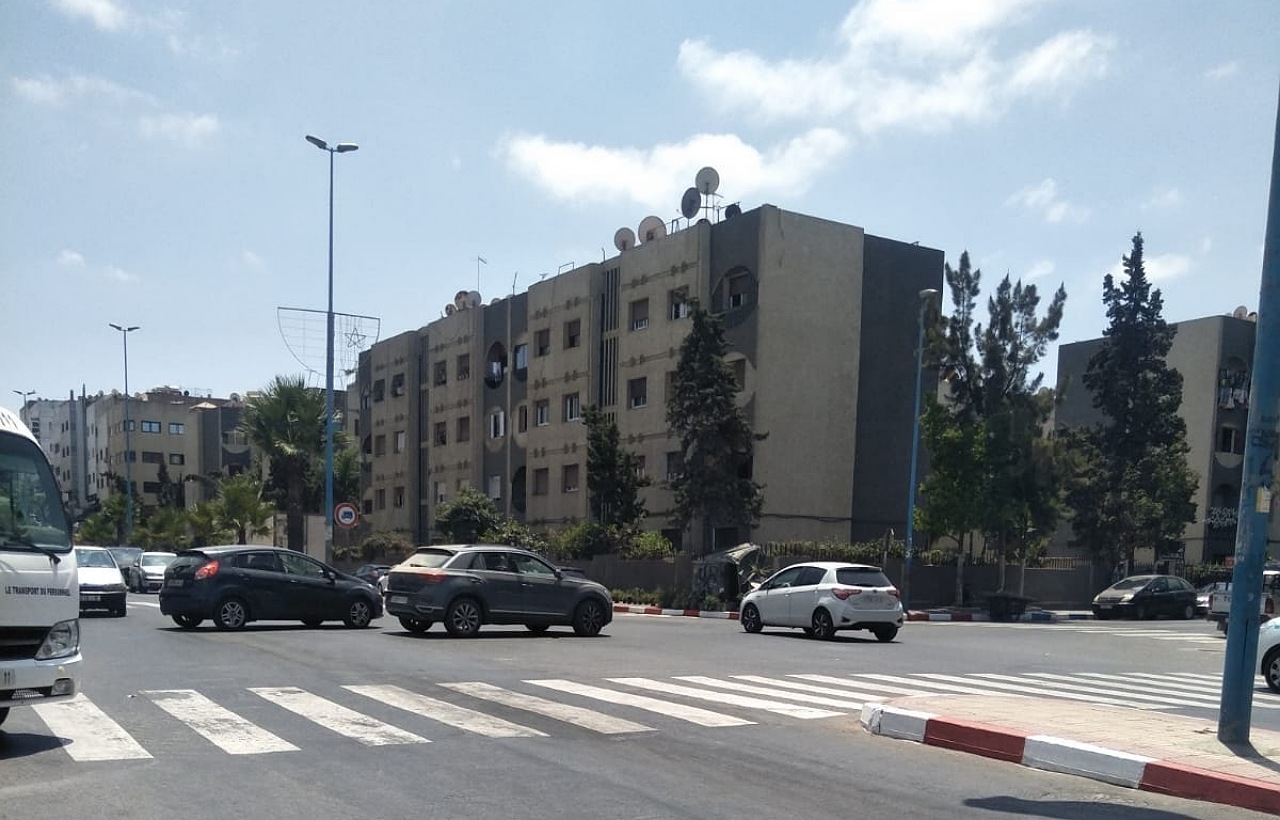شارع استراتيجي بالدارالبيضاء يعاني على مستوى الإنارة شارع استراتيجي بالدارالبيضاء يعاني على مستوى الإنارة