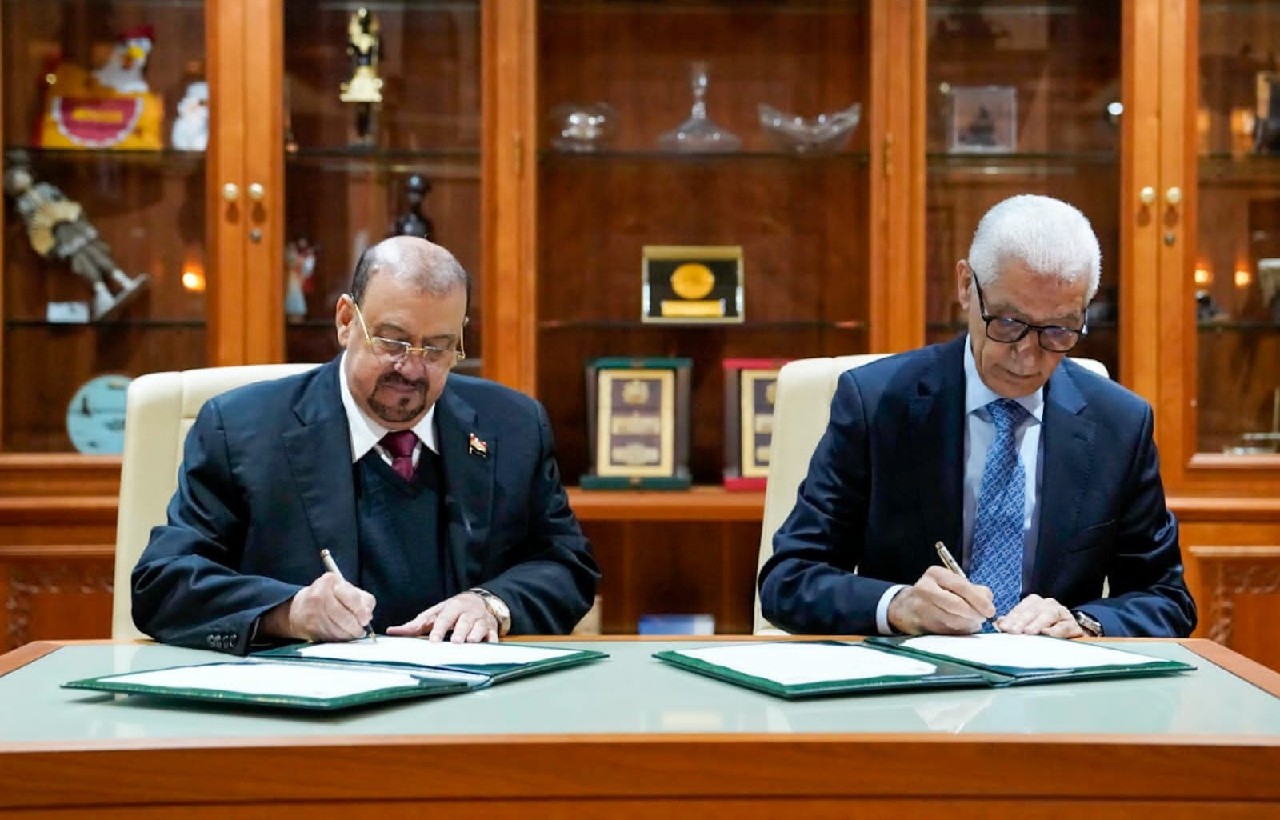 الرباط وصنعاء توقعان على مذكرة تفاهم الرباط وصنعاء توقعان على مذكرة تفاهم