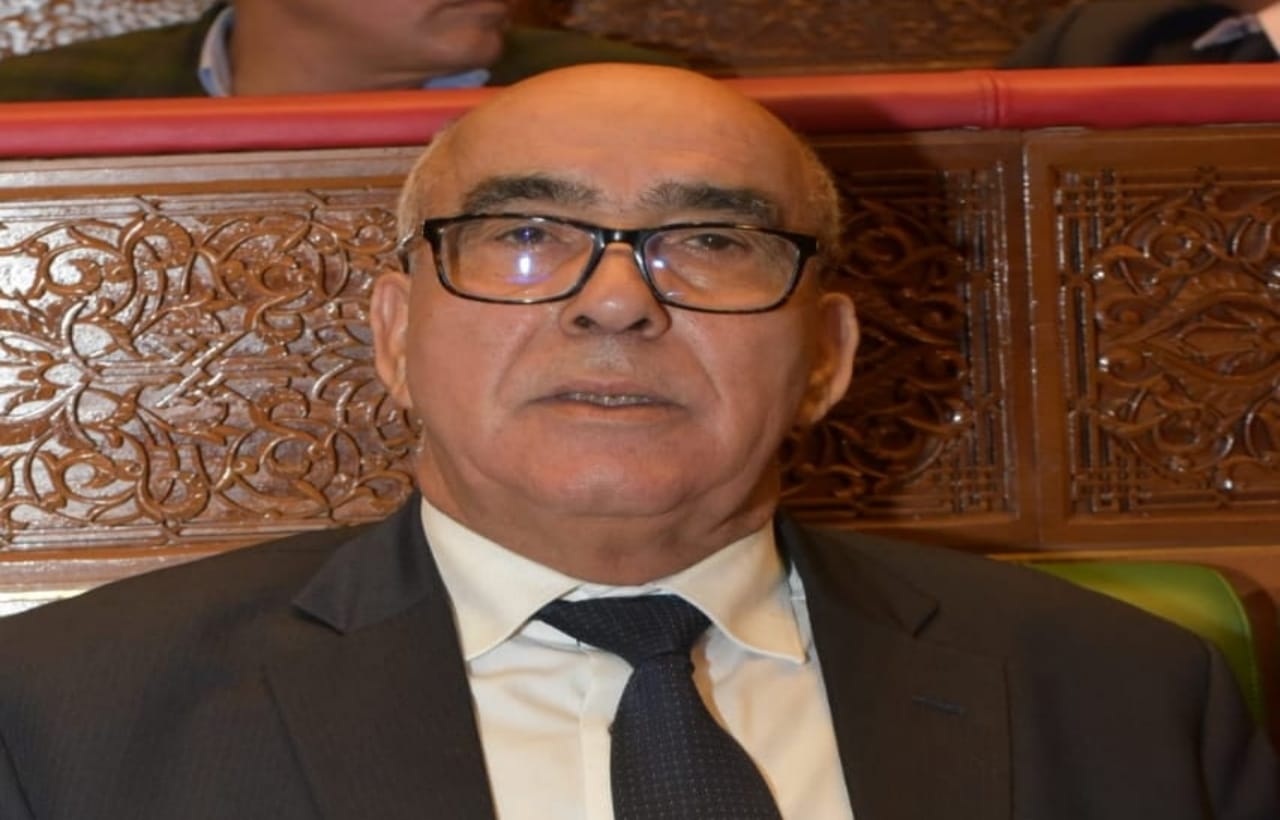 ربط الجهات بالطرق السيارة أساسي لدعم الدينامية الاقتصادية ربط الجهات بالطرق السيارة أساسي لدعم الدينامية الاقتصادية