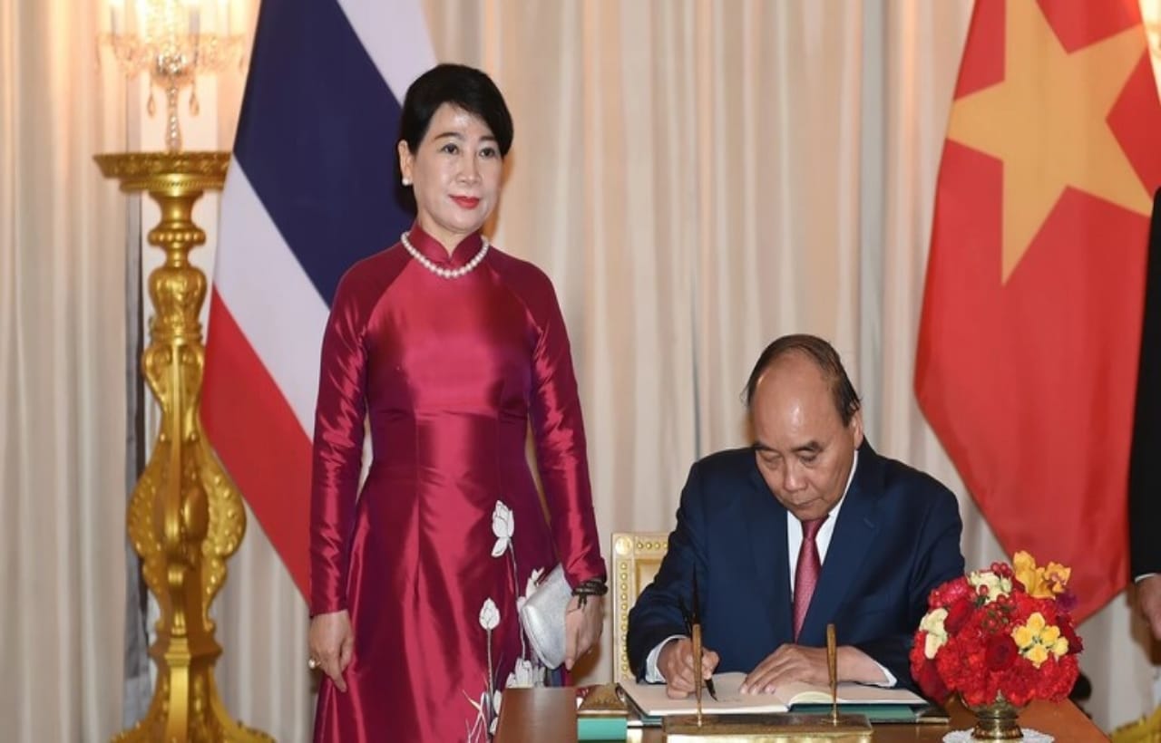 تورط زوجة رئيس الفيتنام في فضيحة دفعته للتنحي عن منصب رئيس البلاد