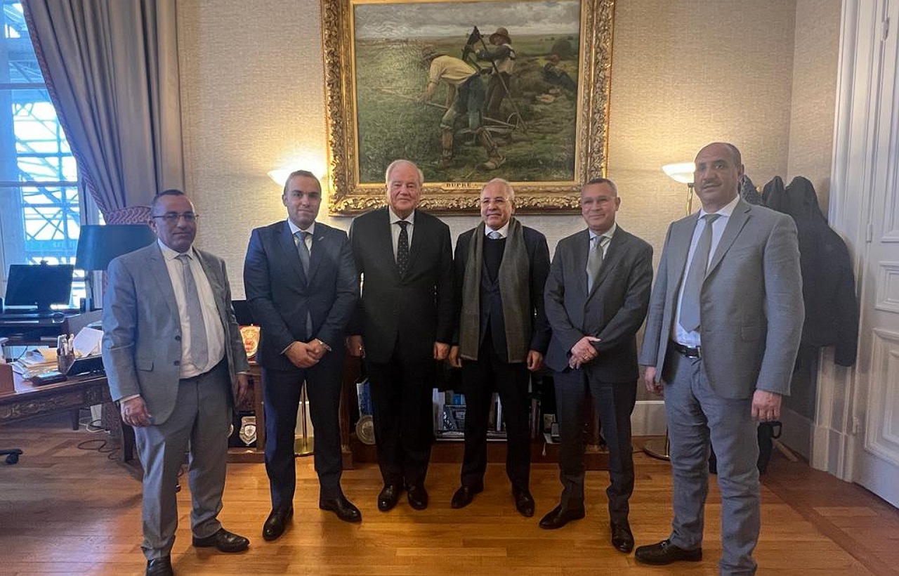 برلمانيون يطالبون فرنسا بتوضيح موقفها من الوحدة الترابية للمغرب برلمانيون يطالبون فرنسا بتوضيح موقفها من الوحدة الترابية للمغرب