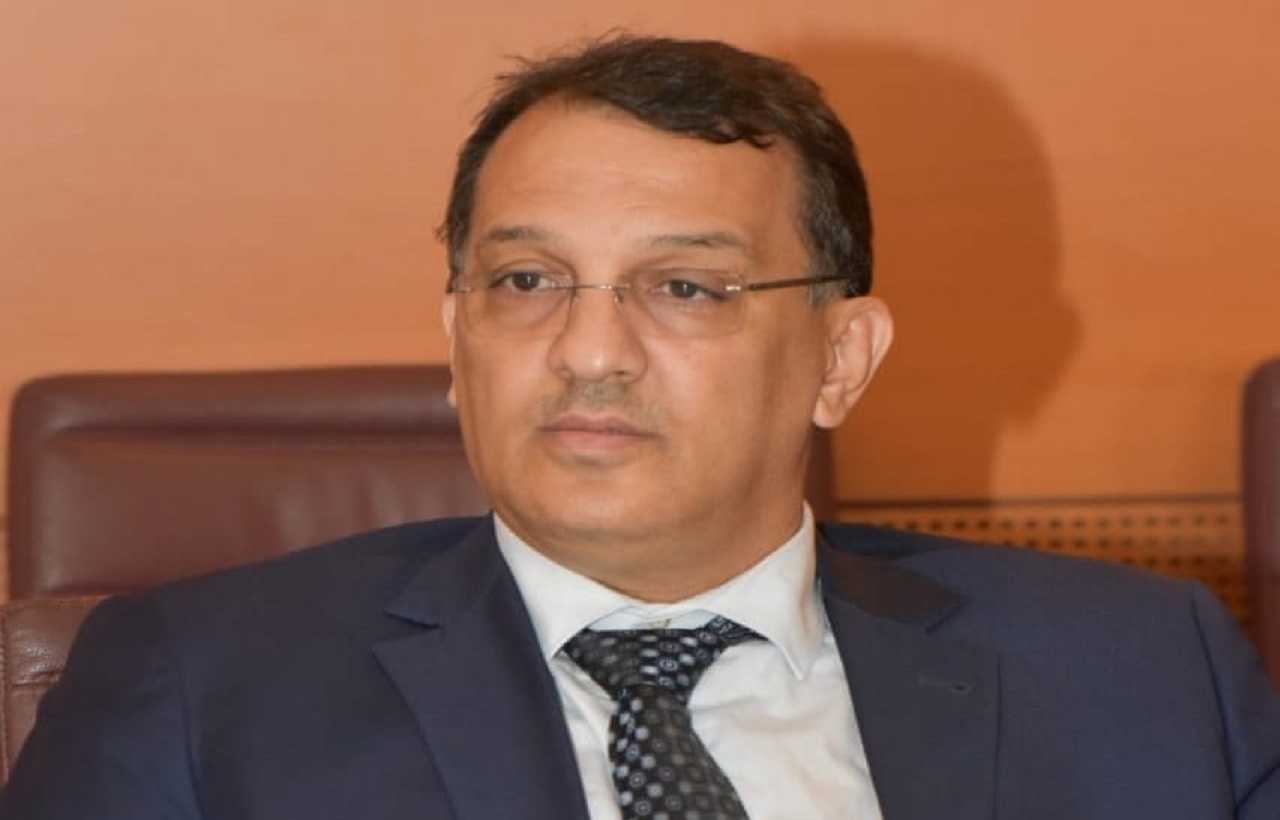 المستشار البرلماني سيدي خليل ولد الرشيد المستشار البرلماني سيدي خليل ولد الرشيد