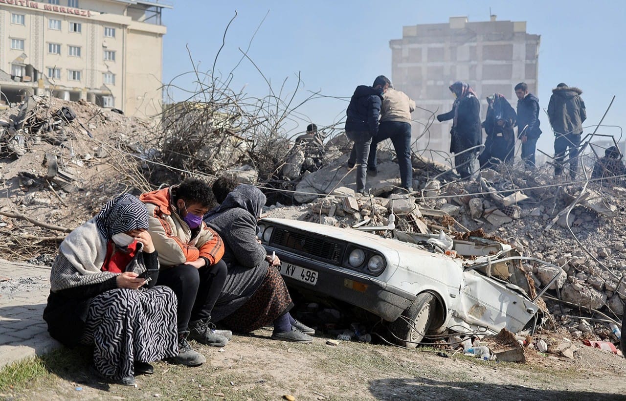زلزال تركيا وسوريا المدمر.. السلطات تعلن حصيلة قتلى جديدة