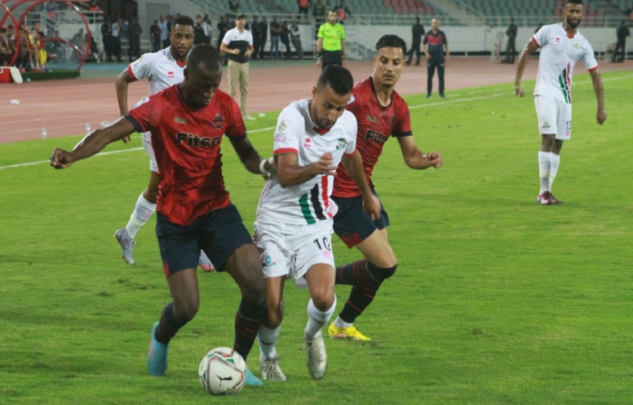 الجيش الملكي في ضيافة أولمبيك آسفي للدفاع عن صدارته ومداواة جراحه الافريقية الجيش الملكي في ضيافة أولمبيك آسفي للدفاع عن صدارته ومداواة جراحه الافريقية