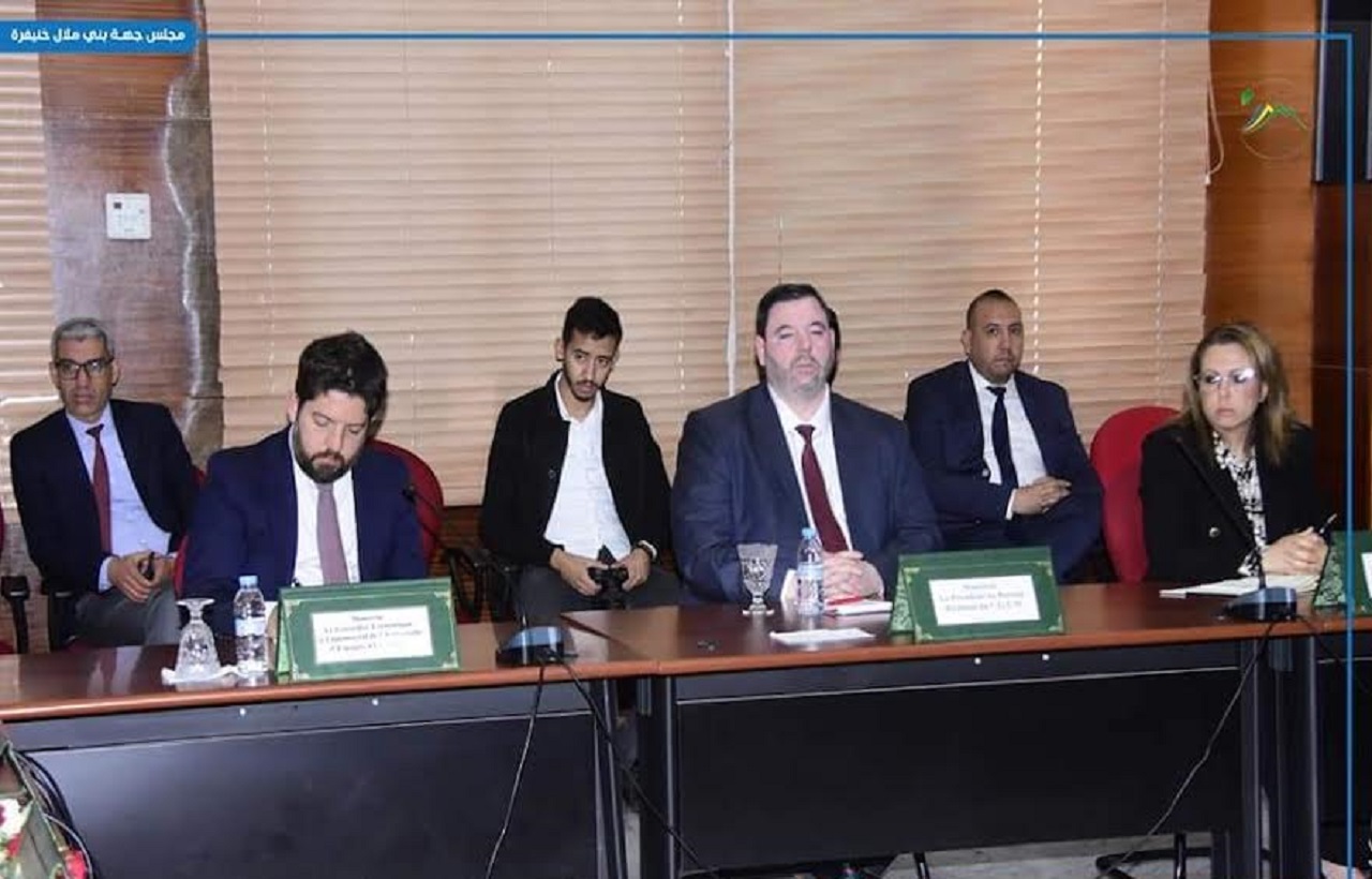 والي جهة بني ملال خنيفرة يترأس أشغال زيارة عمل القنصل العام بإسبانيا والي جهة بني ملال خنيفرة يترأس أشغال زيارة عمل القنصل العام بإسبانيا