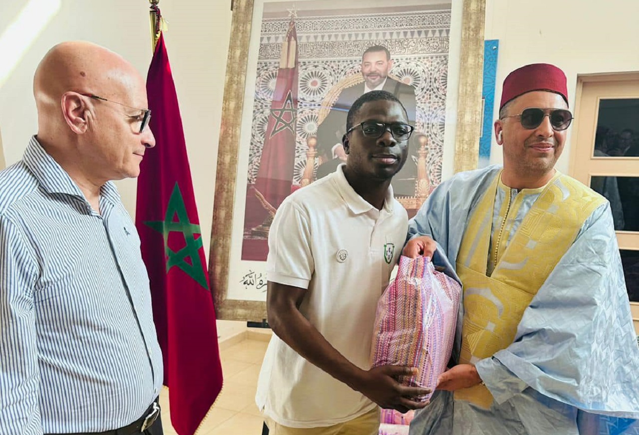 وجدة.. لجنة مغاربة العالم تشرف على مبادرة "التآخي مع الطلبة الأفارقة في المغرب"