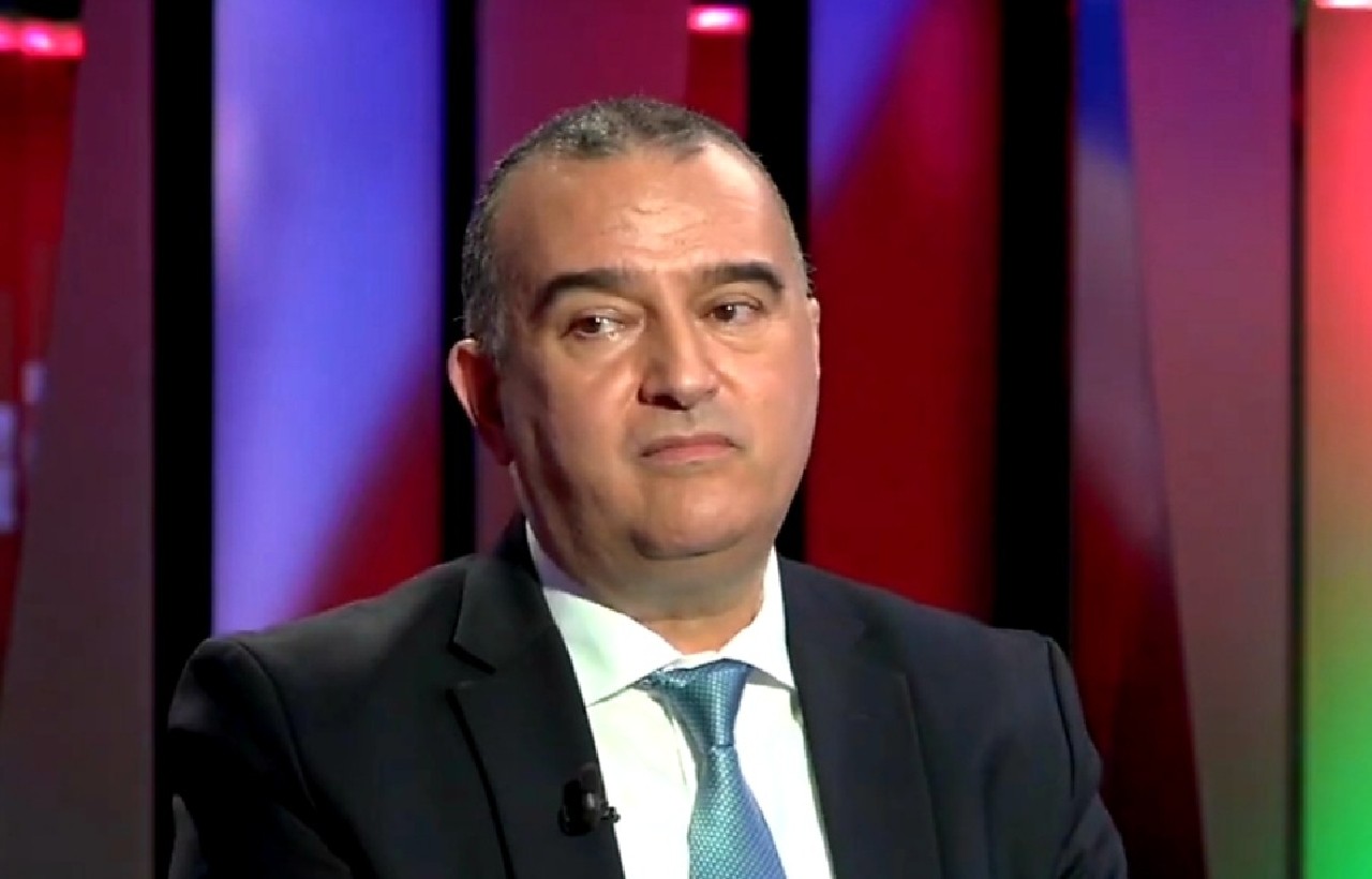 قناة الجزيرة وبؤس السقوط في مستنقع الاصطفاف ضد المغرب.. بقلم / / يونس التايب قناة الجزيرة وبؤس السقوط في مستنقع الاصطفاف ضد المغرب.. بقلم / / يونس التايب