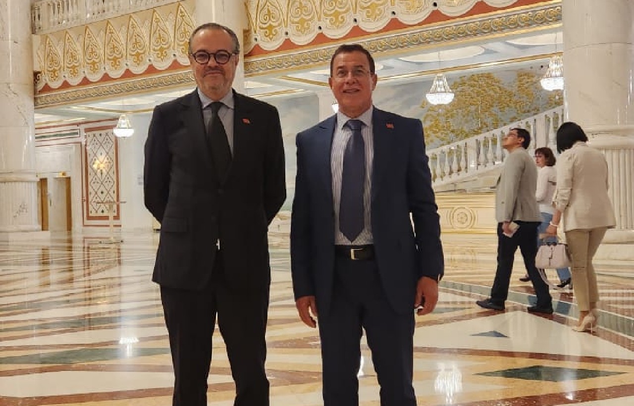 اغلالو والبوزيدي على رأس وفد مغربي في كازاخستان اغلالو والبوزيدي على رأس وفد مغربي في كازاخستان