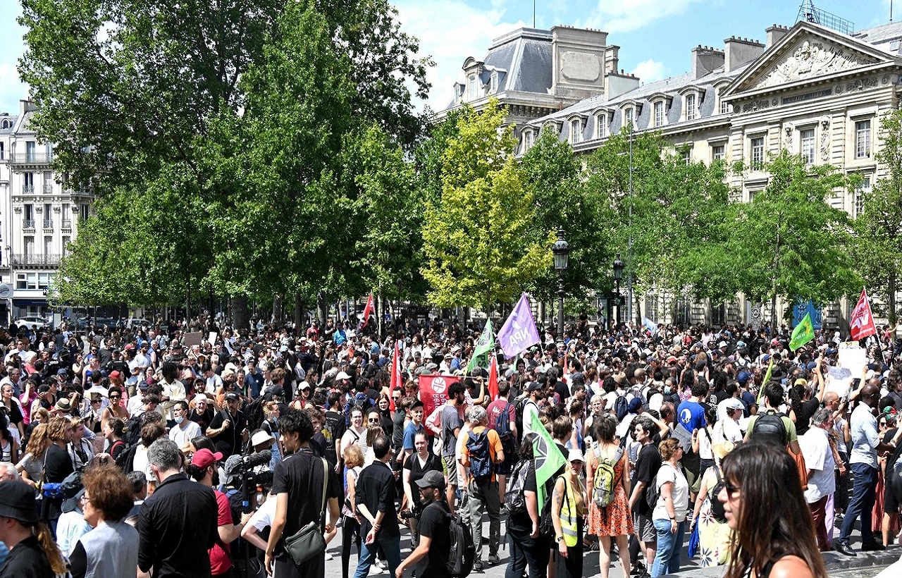 مسيرات "الحزن والغضب" ضد عنف الشرطة في فرنسا