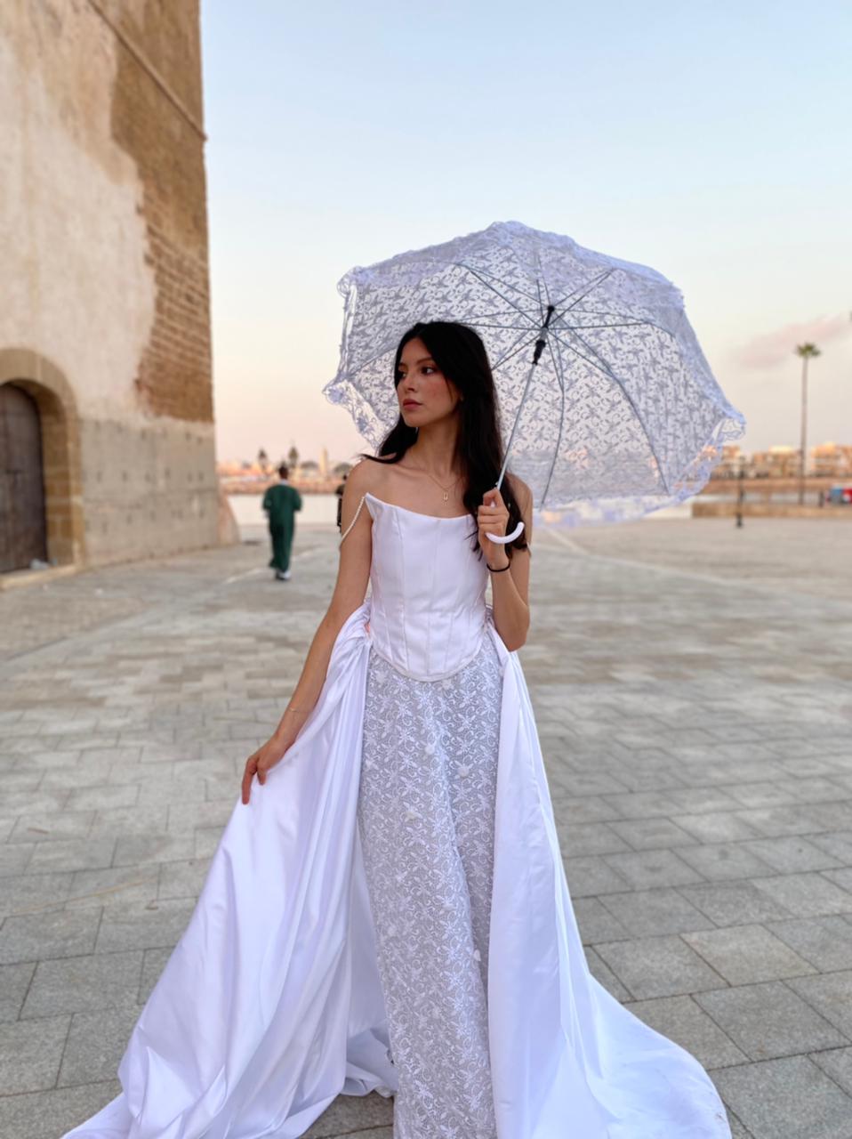 بحدائق الاوداية الساحرة.. مصممون يعرضون أزياء عصرية تحاكي الثقافة المغربية بحدائق الاوداية الساحرة.. مصممون يعرضون أزياء عصرية تحاكي الثقافة المغربية