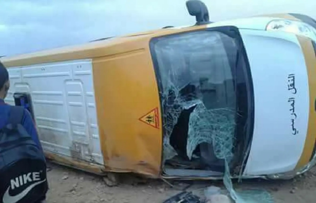 مصرع طفلة وإصابة 19 شخصا في حادث سير بإقليم بولمان مصرع طفلة وإصابة 19 شخصا في حادث سير بإقليم بولمان