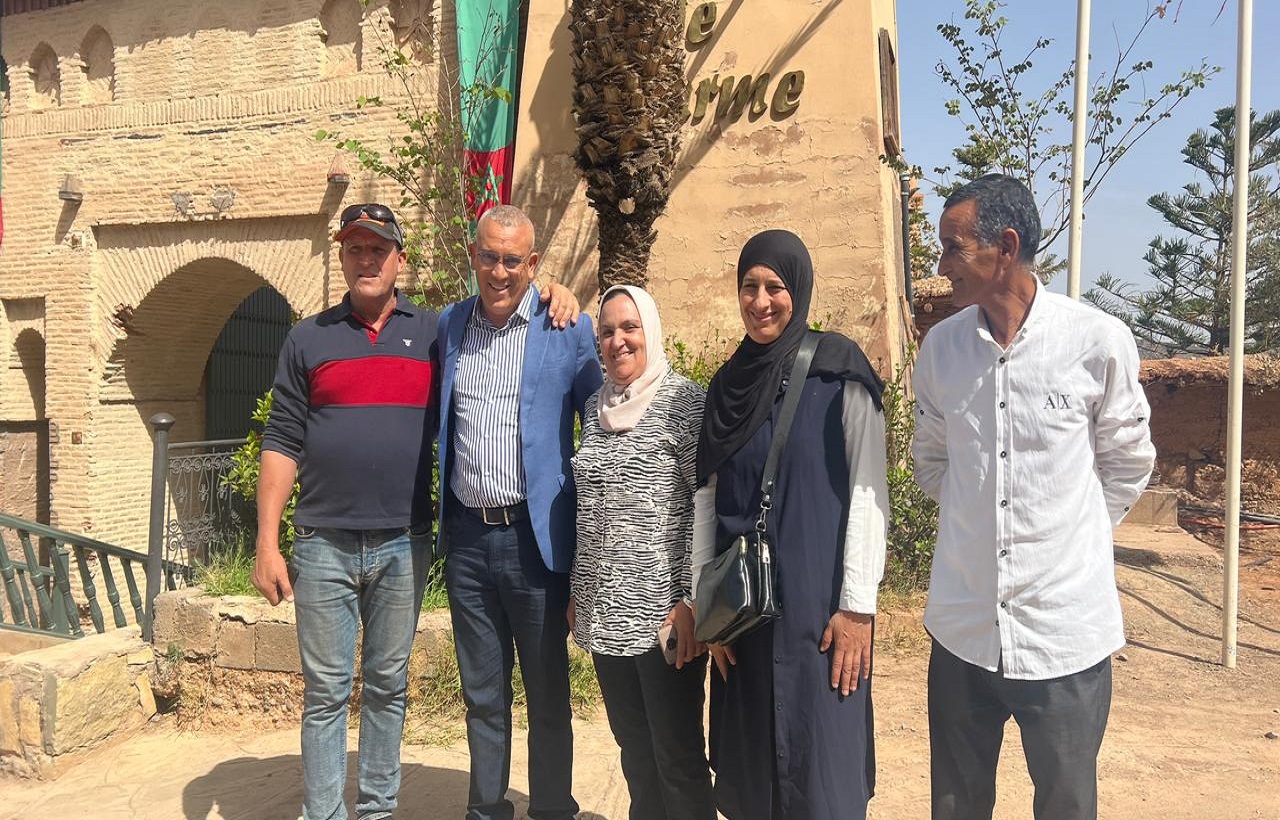 وفد من المجلس الإقليمي لأزيلال ينظم قافلة تضامنية لمتضرري زلزال جماعتي أيت تمليل وأيت امديس