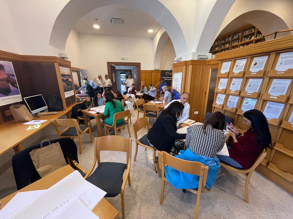 وفد علمي مغربي في زيارة دراسية للجامعة الأورو-متوسطية بسلوفينيا  وفد علمي مغربي في زيارة دراسية للجامعة الأورو-متوسطية بسلوفينيا