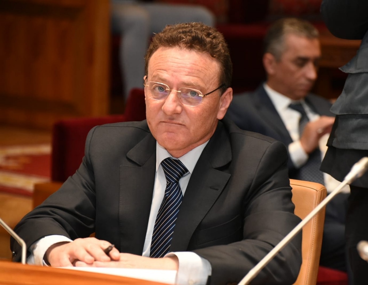 دعم إضافي لمهنيي النقل ابتداء من يوم الجمعة المقبل دعم إضافي لمهنيي النقل ابتداء من يوم الجمعة المقبل