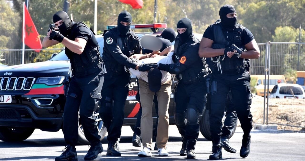 الدار البيضاء: عناصر مكافحة العصابات تجهض عملية تهريب كبيرة للمخدرات
