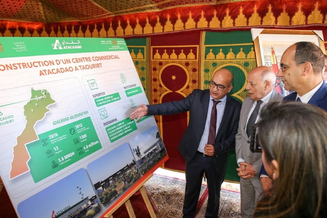 تدشين ووضع الحجر الأساس بمدن وقرى إقليم تاوريرت لعدة مشاريع تنموية واجتماعية تدشين ووضع الحجر الأساس بمدن وقرى إقليم تاوريرت لعدة مشاريع تنموية واجتماعية