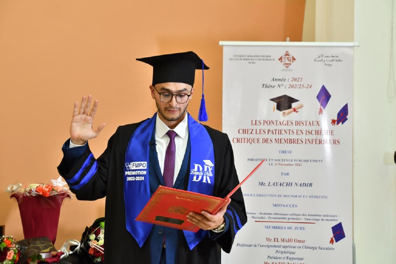 الطالب ندير العياشي  يناقش الدكتوراه في الطب الطالب ندير العياشي  يناقش الدكتوراه في الطب