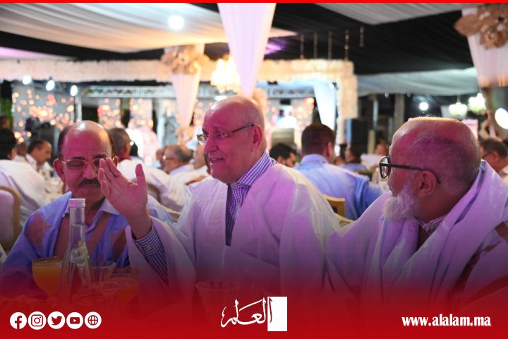 "ولد الرشيد" ينظم حفل استقبال على شرف أعيان ووجهاء مدينة الداخلة "ولد الرشيد" ينظم حفل استقبال على شرف أعيان ووجهاء مدينة الداخلة