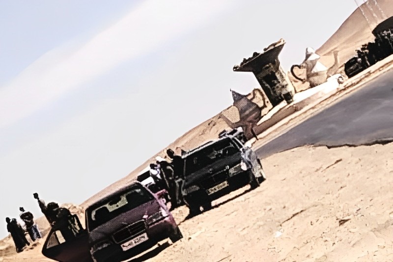 من داخل مخيمات تندوف عناصر مرتزقة مسلحة تفرض قوانينها من داخل مخيمات تندوف عناصر مرتزقة مسلحة تفرض قوانينها