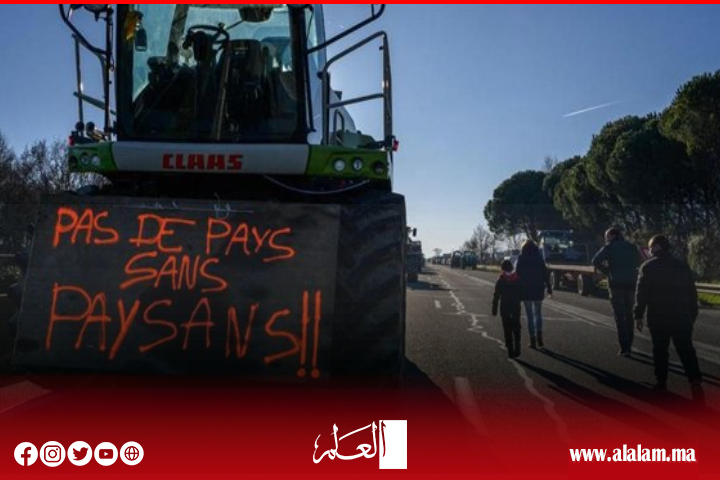 «ثورة‭ ‬الفلاحين» بفرنسا‭ ‬مستمرة.. وخبراء‭ ‬يؤكدون‭:‬ الأزمة‭ ‬ليس‭ ‬لها‭ ‬انعكاس‭ ‬على‭ ‬الصادرات‭ ‬المغربية‭