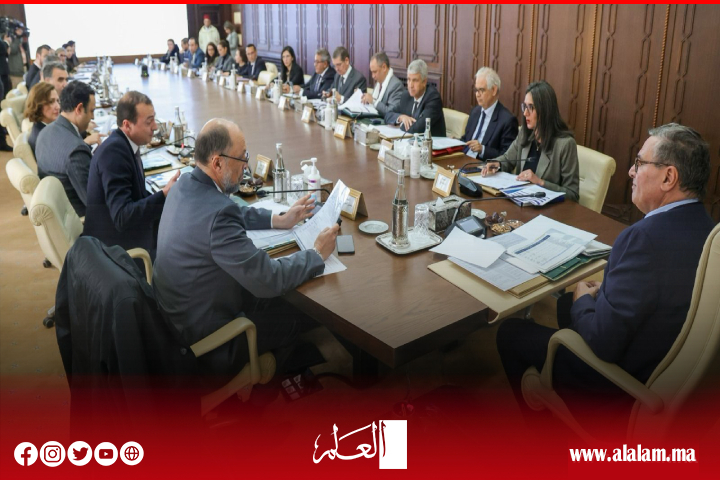 برئاسة "أخنوش".. انعقاد الدورة الرابعة للجنة الوطنية للاستثمارات برئاسة "أخنوش".. انعقاد الدورة الرابعة للجنة الوطنية للاستثمارات