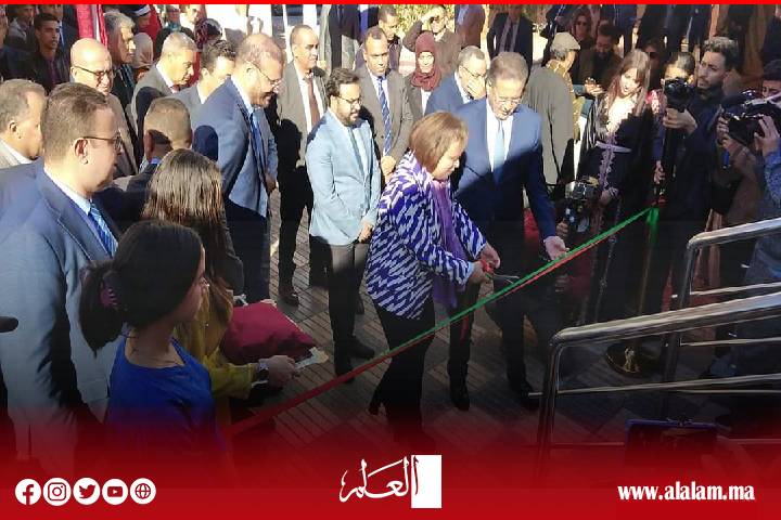 "حيار" تعطي انطلاقة مجموعة من المراكز والبرامج الاجتماعية بإقليم الفقيه بن صالح وتوقع اتفاقية لإنشاء جسر الأسرة "حيار" تعطي انطلاقة مجموعة من المراكز والبرامج الاجتماعية بإقليم الفقيه بن صالح وتوقع اتفاقية لإنشاء جسر الأسرة