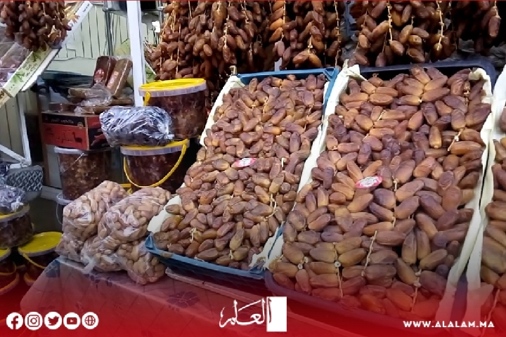 حملة موسعة لمقاطعة التمور الجزائرية في رمضان