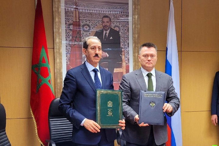 توقيع مذكرة تفاهم بين الرباط وموسكو لتعزيز التعاون الثنائي في القضاء توقيع مذكرة تفاهم بين الرباط وموسكو لتعزيز التعاون الثنائي في القضاء