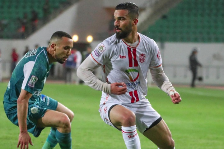 مباراة انتقامية بين حسنية أكادير والرجاء الرياضي وصدام متكافئ بين "الماص" والمغرب التطواني
