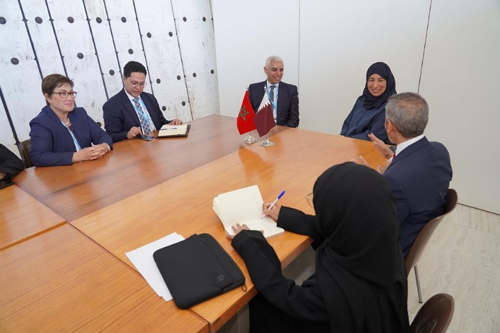 آيت الطالب يجري سلسلة مباحثات مع نظرائه الأجانب على هامش أشغال الدورة 76 لمنظمة الصحة العالمية