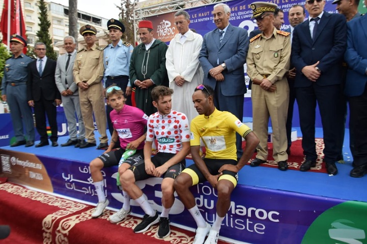 طواف المغرب للدراجات: تألق مغربي والقميص الأصفر دائما في حوزة الإرتيري برهان