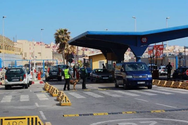 البرلمان الإسباني يناقش فتح الجمارك التجارية في سبتة ومليلية السليبتين