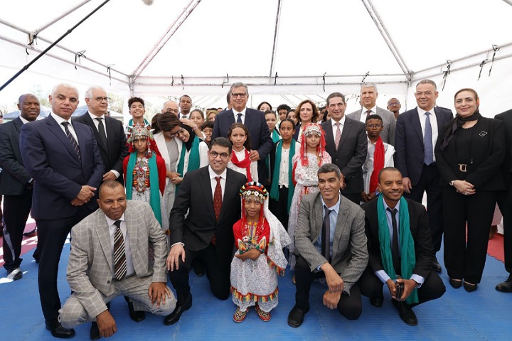 أخنوش يطلق ويزور رفقة وفد وزاري عددا من المشاريع التنموية بإقليم طاطا أخنوش يطلق ويزور رفقة وفد وزاري عددا من المشاريع التنموية بإقليم طاطا