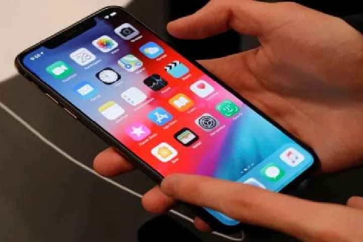 في 98 دولة "آبل" أرسلت إشعارات الإنذار لعملائها