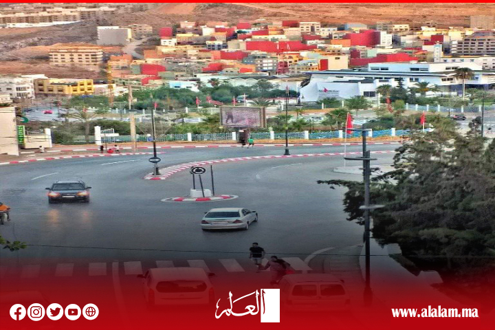 الحسيمة تتزين بمدخل رائع وبجمال شواطئها الجاذبة للسياحة في المنطقة الحسيمة تتزين بمدخل رائع وبجمال شواطئها الجاذبة للسياحة في المنطقة