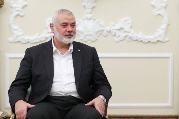 تشييع جثمان إسماعيل هنية في طهران ودفنه في الدوحة