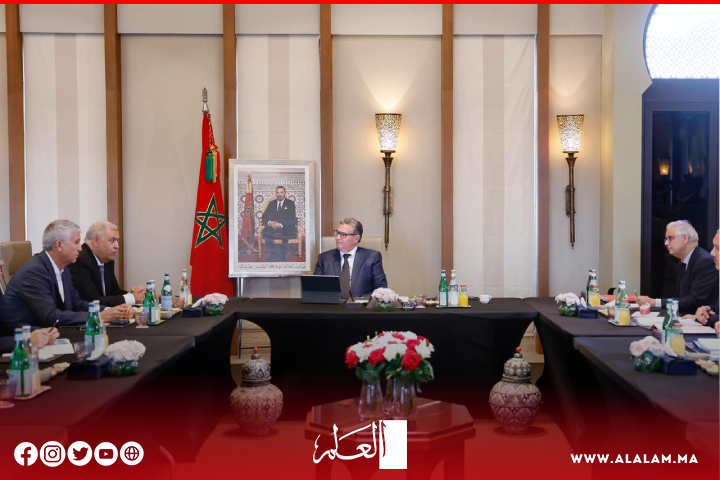 تفاصيل اجتماع لجنة قيادة البرنامج الوطني للتزويد بالماء الشروب ومياه السقي تفاصيل اجتماع لجنة قيادة البرنامج الوطني للتزويد بالماء الشروب ومياه السقي