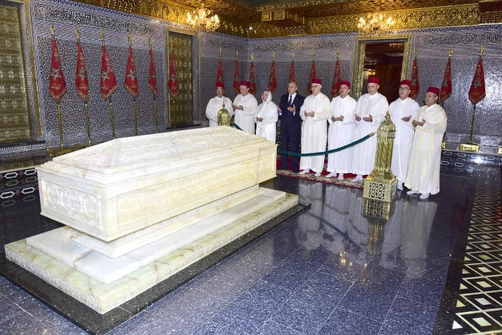 الوفد الاستقلالي يترحم على أرواح ملوك المغرب بمناسبة الذكرى 71 لثورة الملك والشعب