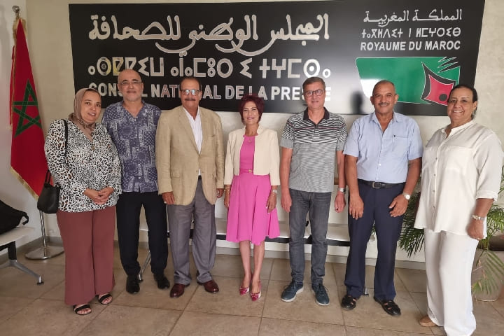 لقاء بين رئيس اللجنة المؤقتة للصحافة و"منتدى الصحافيين الشرفيين" لبحث أوضاع المتقاعدين لقاء بين رئيس اللجنة المؤقتة للصحافة و"منتدى الصحافيين الشرفيين" لبحث أوضاع المتقاعدين