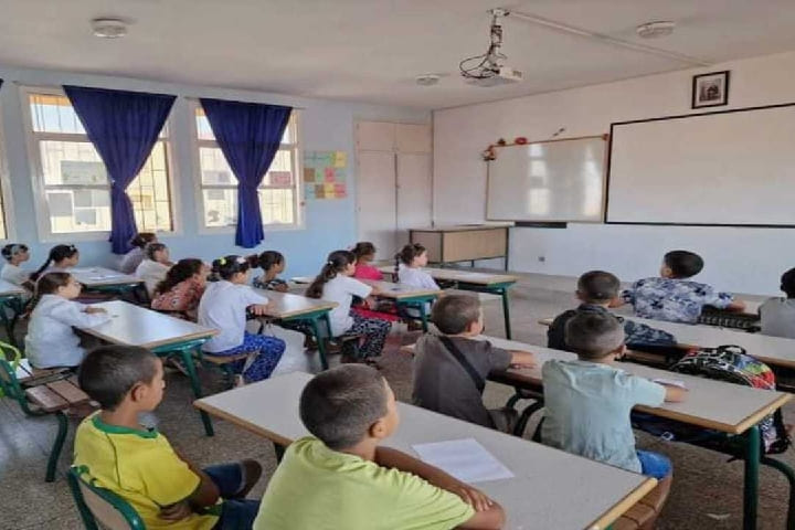 وجدة: خارطة الطريق تلج الفصول الدراسية والموسم ينطلق بدون اكتظاظ وجدة: خارطة الطريق تلج الفصول الدراسية والموسم ينطلق بدون اكتظاظ