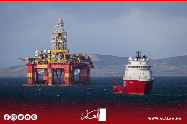 اكتشاف نفطي ضخم بسواحل الكناري يطرح من جديد مسألة تحديد الحدود البحرية مع المغرب اكتشاف نفطي ضخم بسواحل الكناري يطرح من جديد مسألة تحديد الحدود البحرية مع المغرب