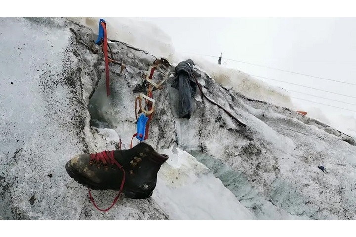تساقطات ثلجية كثيفة تتسبب في وفاة عشريني بإقليم بني ملال تساقطات ثلجية كثيفة تتسبب في وفاة عشريني بإقليم بني ملال