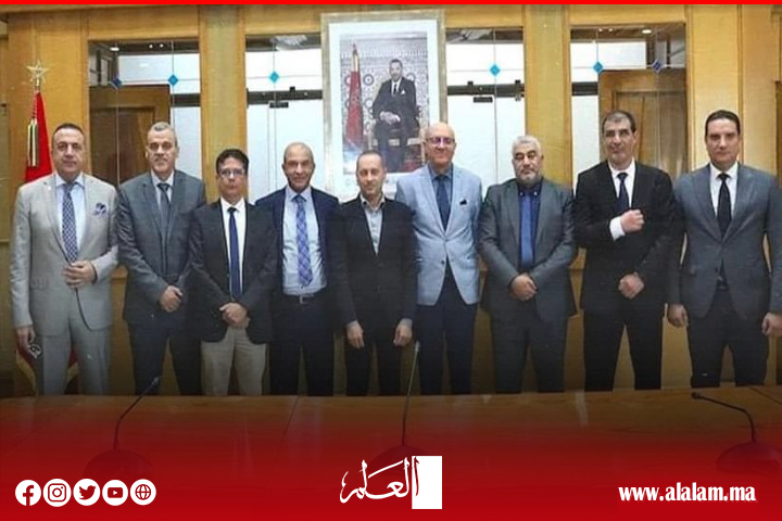 التهراوي ينهي الخلاف مع نقابات قطاع الصحة.. التهراوي ينهي الخلاف مع نقابات قطاع الصحة..